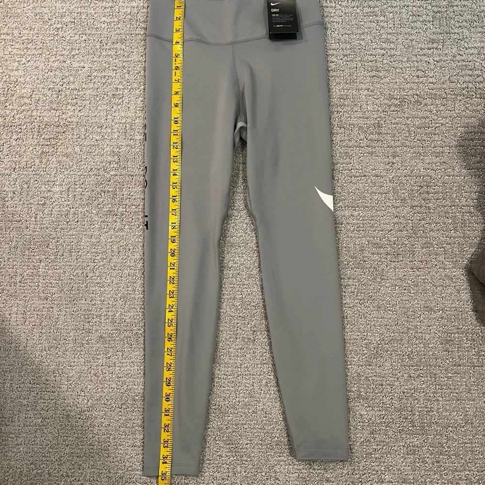 Nike Women's 7/8 Swoosh Running Leggings - DB4374-073 - Medium